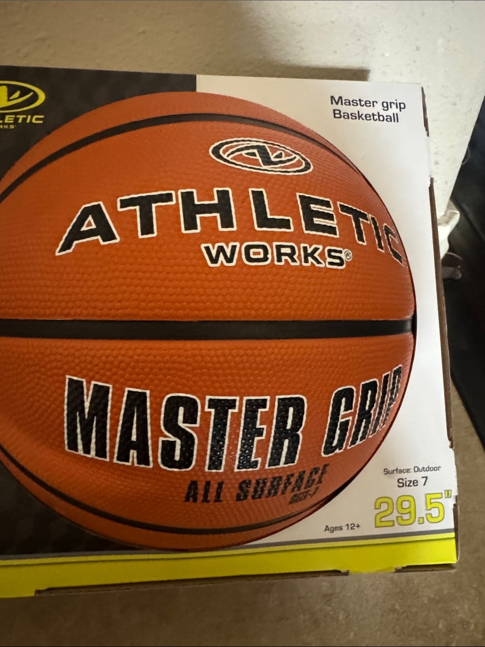 3 set of basketballs! Great condition/NEW - Picture 2 of 4